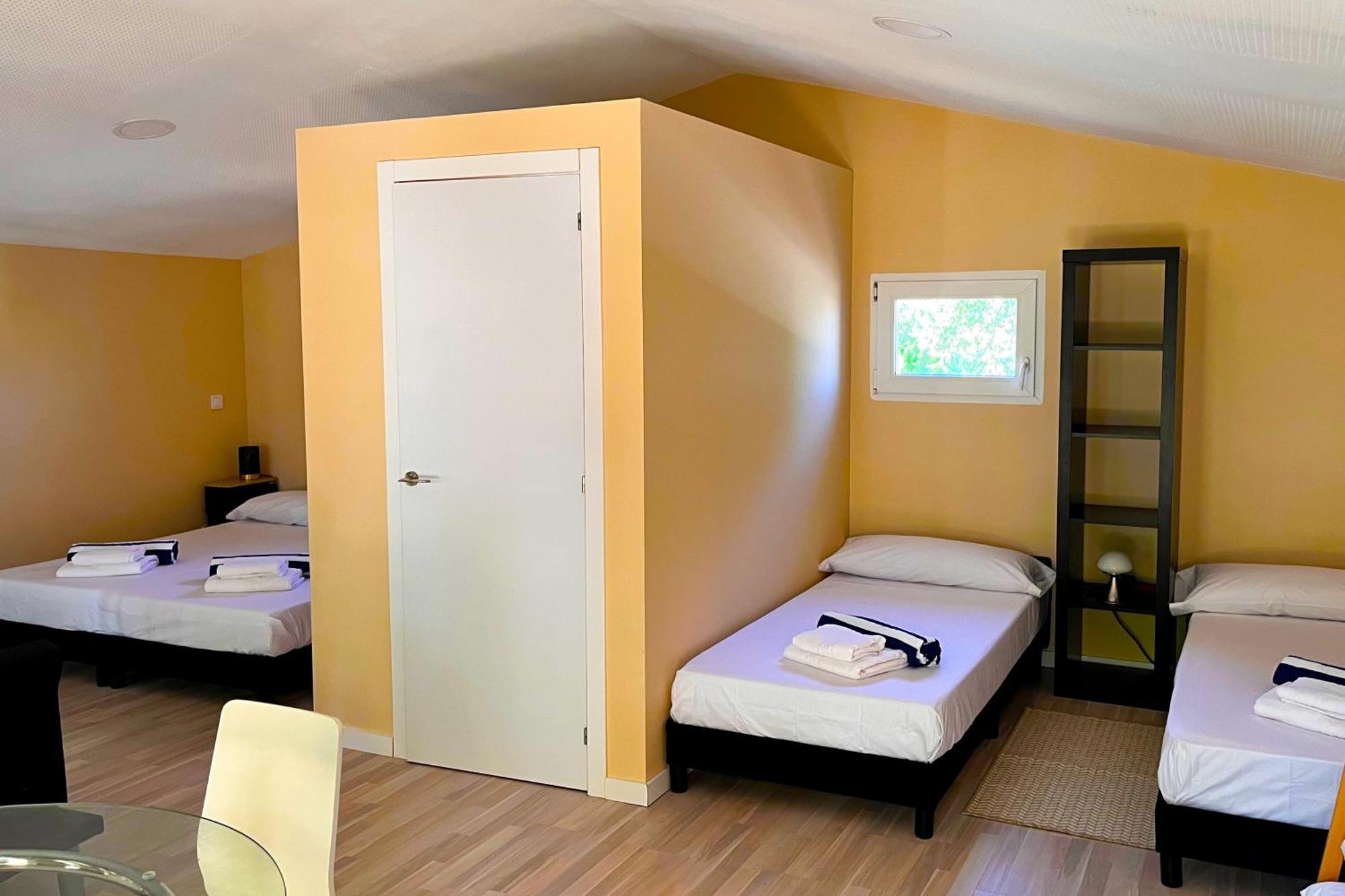 Fee4Me Cabin With Pool And Garden San Martín de la Vega Εξωτερικό φωτογραφία