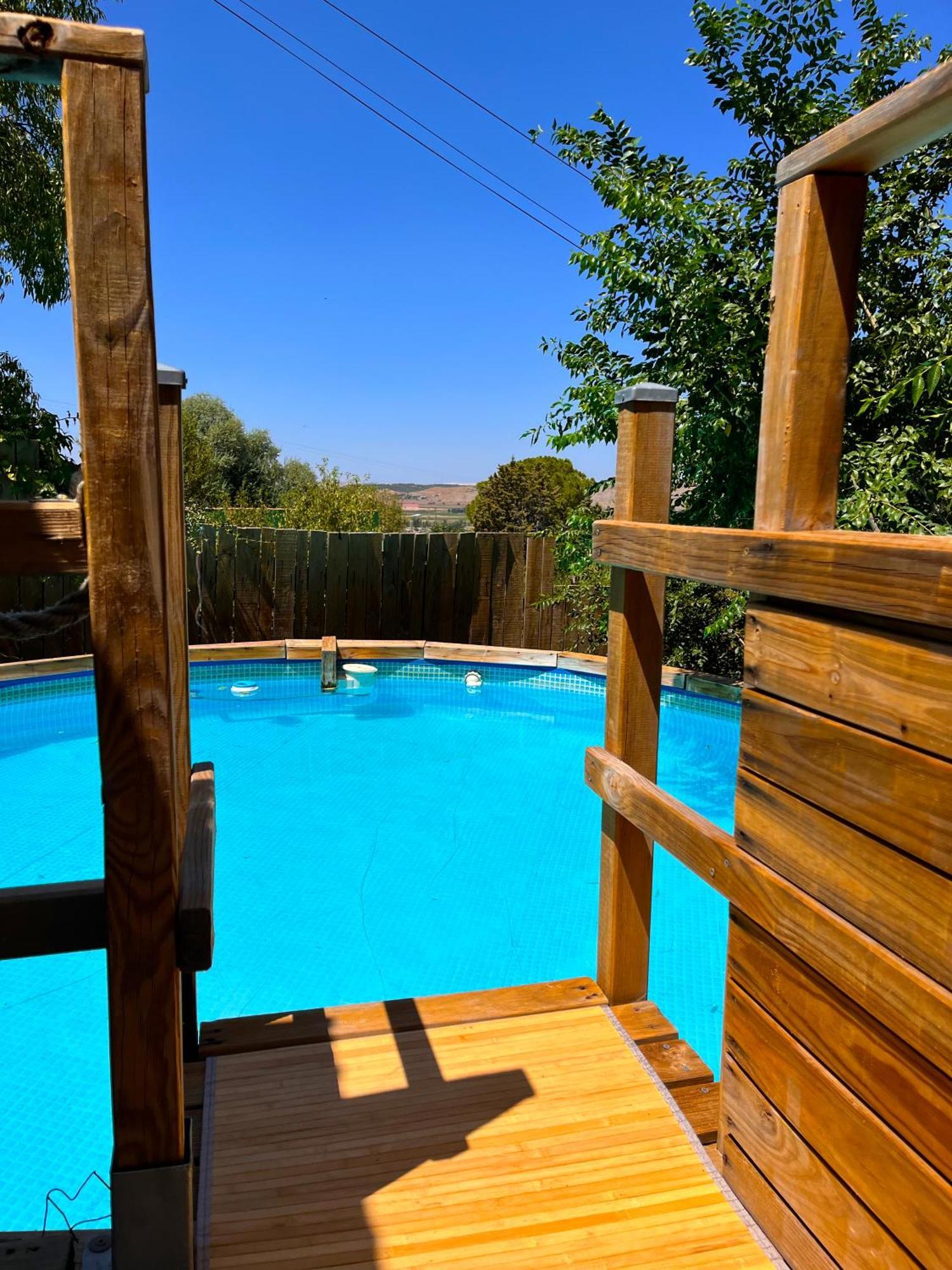 Fee4Me Cabin With Pool And Garden San Martín de la Vega Εξωτερικό φωτογραφία
